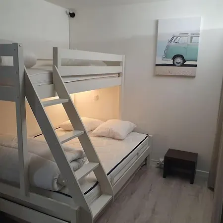 Apartment Au Calme Avec Vue Sur Les Montagnes A La Foux D'allos